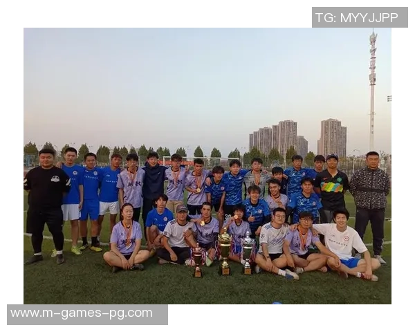 探索五人制足球场的魅力与设计理念,感受激情与团队协作的完美结合